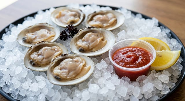 Clams On Half Shells 1/2 Dz Raw.